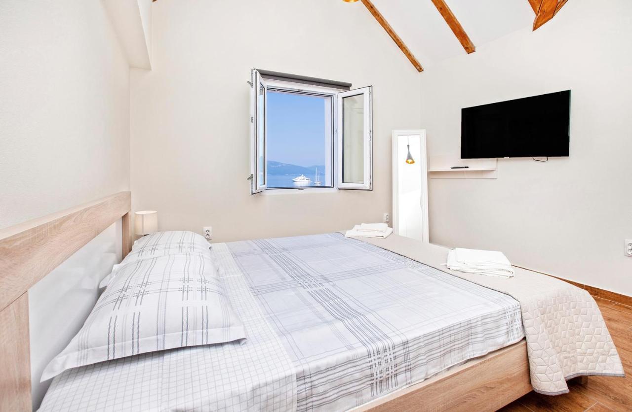 Apartments Isja Tivat Dış mekan fotoğraf