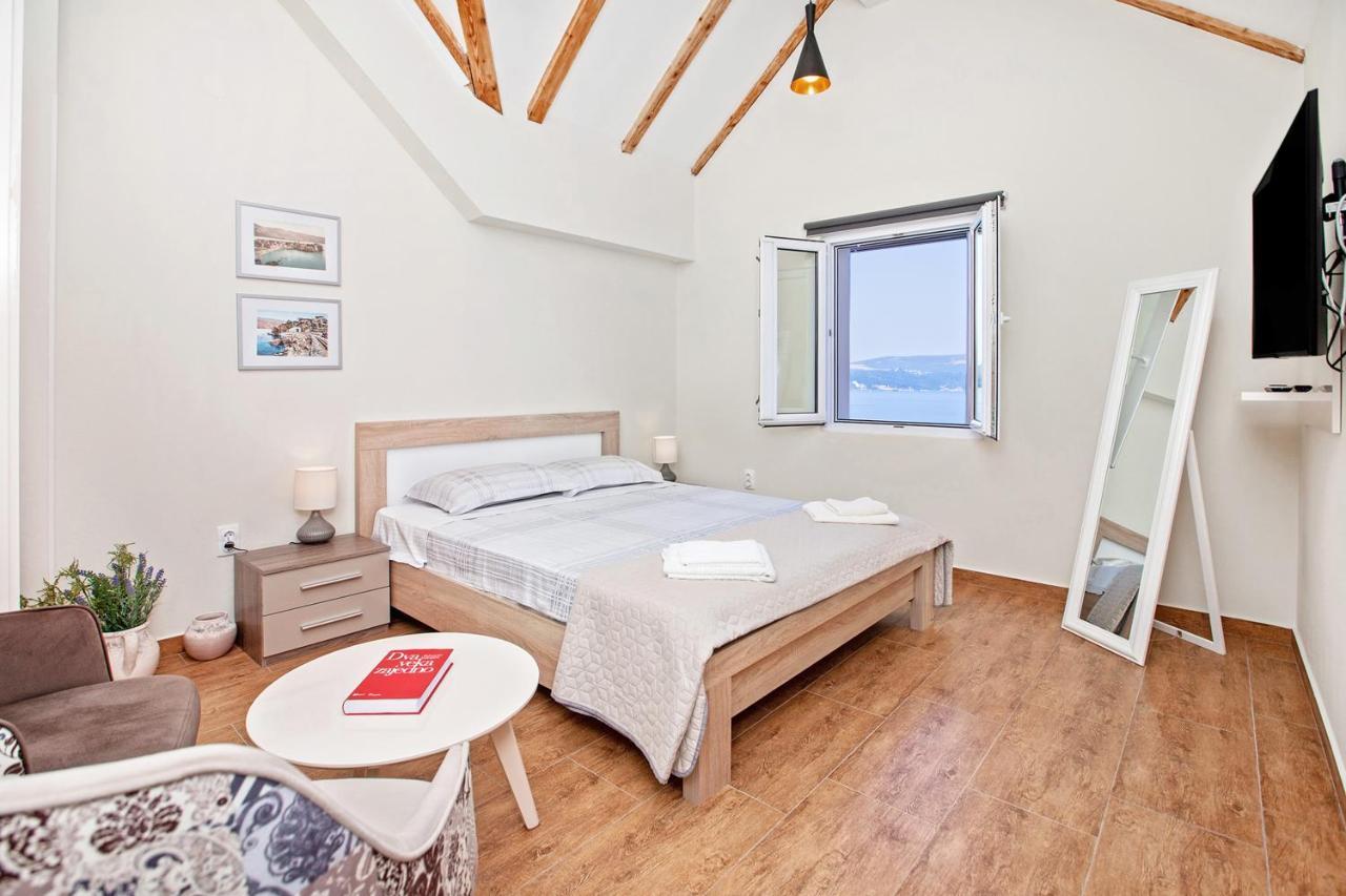 Apartments Isja Tivat Dış mekan fotoğraf