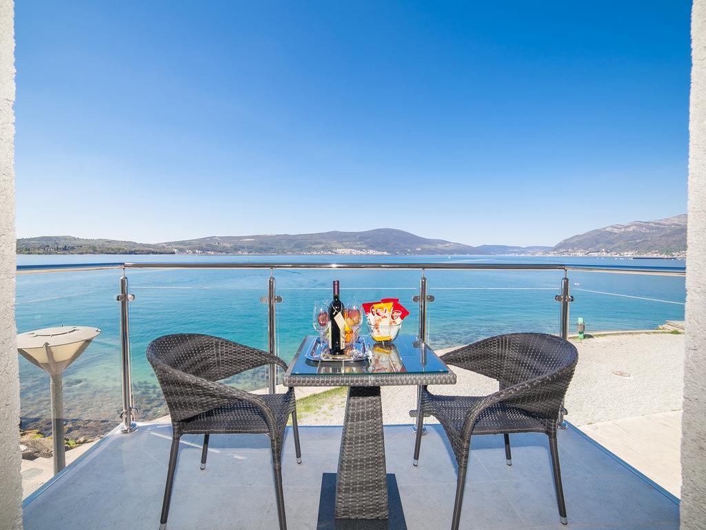 Apartments Isja Tivat Dış mekan fotoğraf