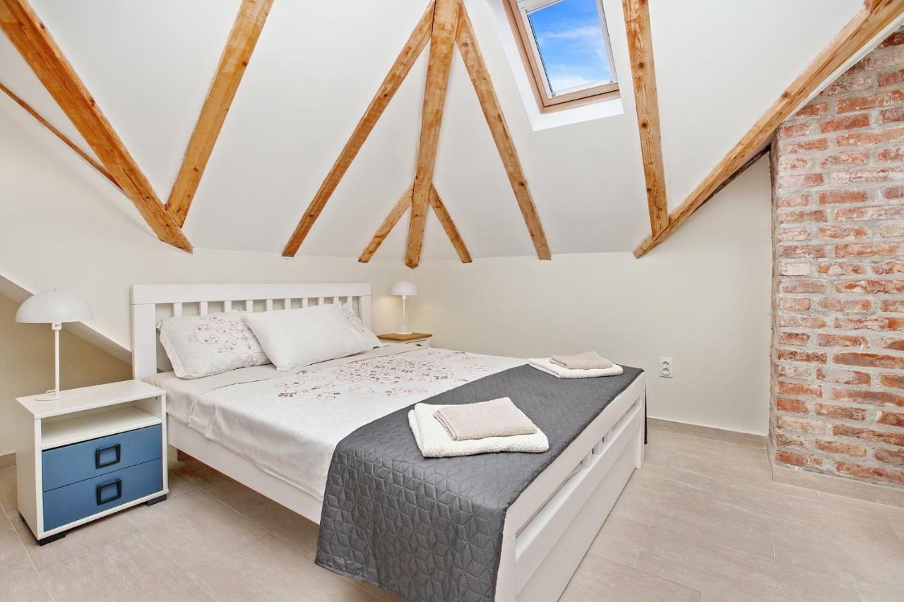Apartments Isja Tivat Dış mekan fotoğraf