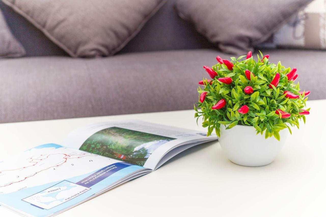 Apartments Isja Tivat Dış mekan fotoğraf