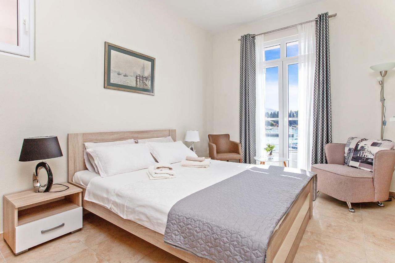 Apartments Isja Tivat Dış mekan fotoğraf
