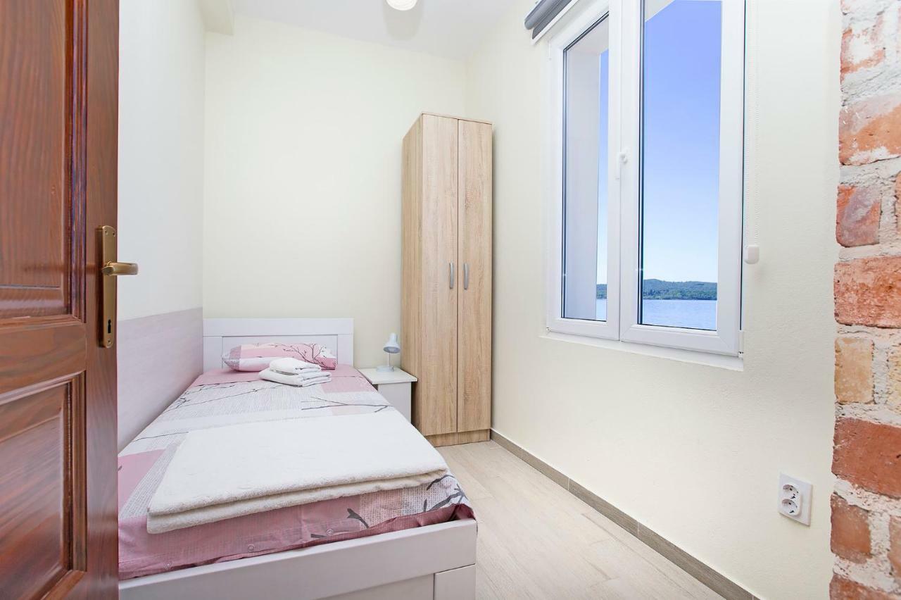Apartments Isja Tivat Dış mekan fotoğraf