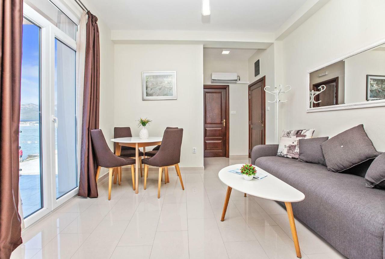 Apartments Isja Tivat Dış mekan fotoğraf
