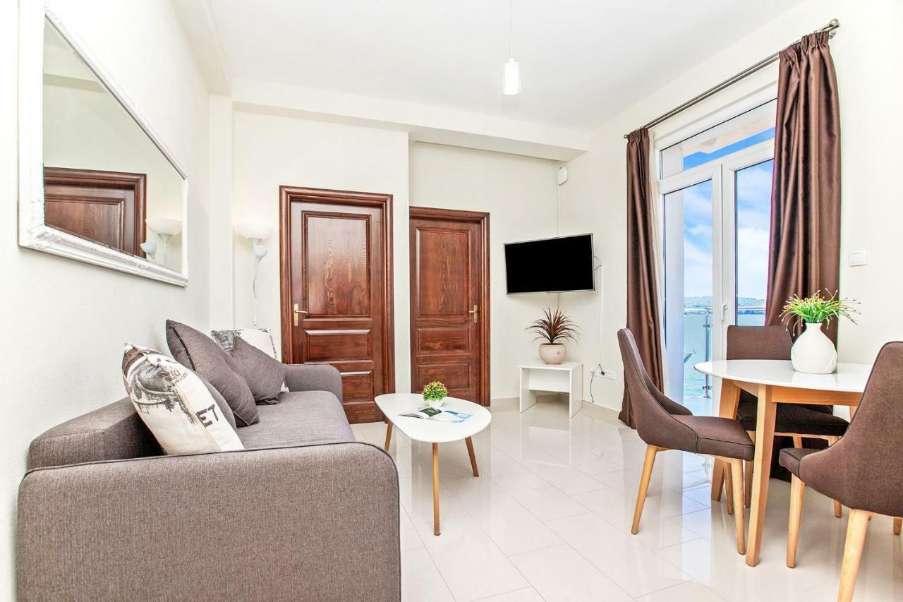 Apartments Isja Tivat Dış mekan fotoğraf